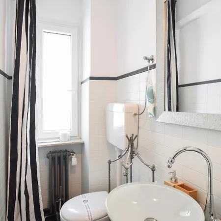 2 Bedroom Cozy In * Gorizia
