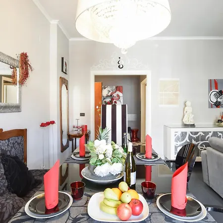 2 Bedroom Cozy In